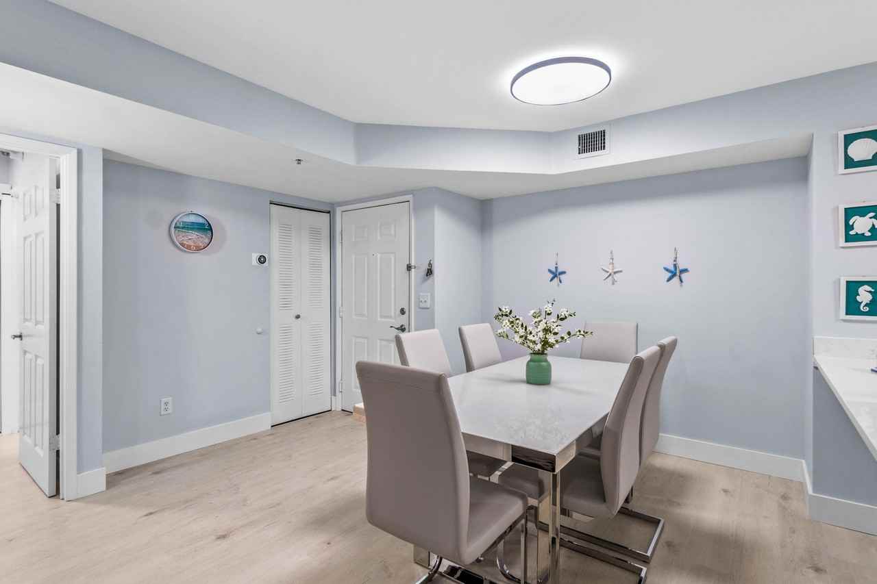 140 Yacht Club 107 Way - Photo 4 of 50