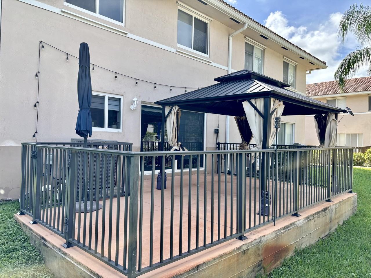 4901 Palm Garden Ln - Photo 3 of 23