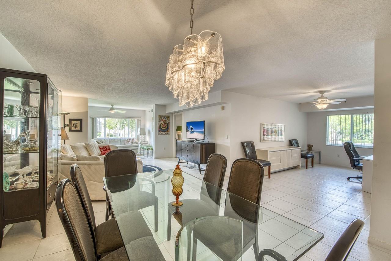 12547 Imperial Isle Dr Apt 208 - Photo 3 of 28