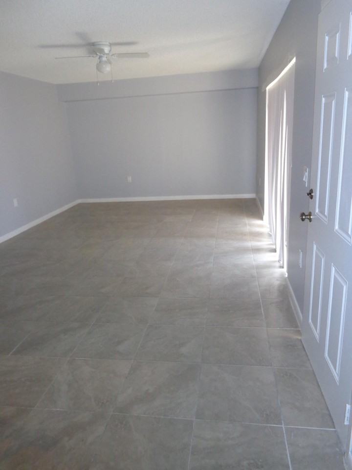 1015 10th Way Unit 1015 - Photo 5 of 29