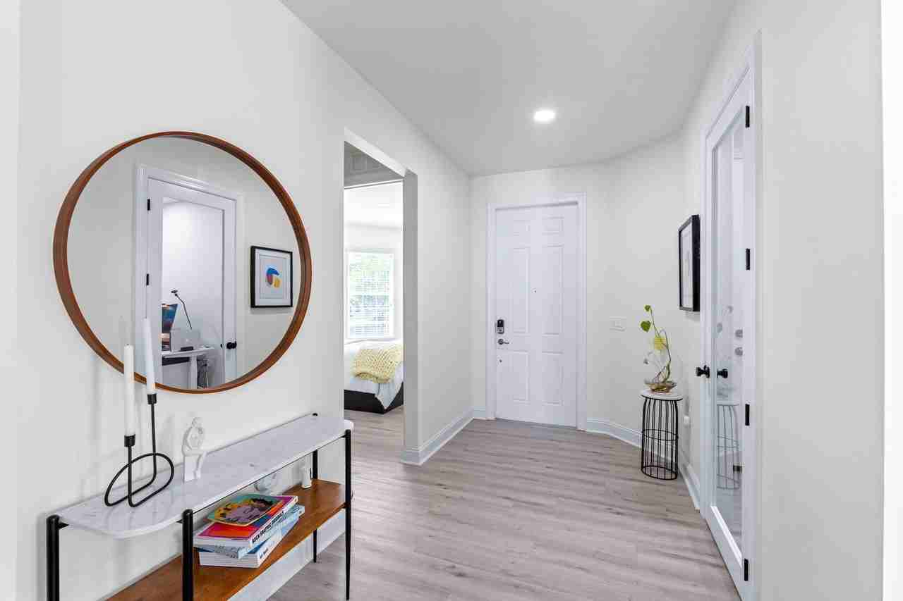 9160 Wrangler Dr - Photo 3 of 33