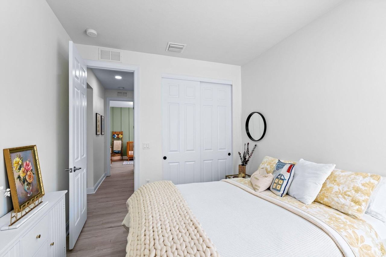 9160 Wrangler Dr - Photo 5 of 33