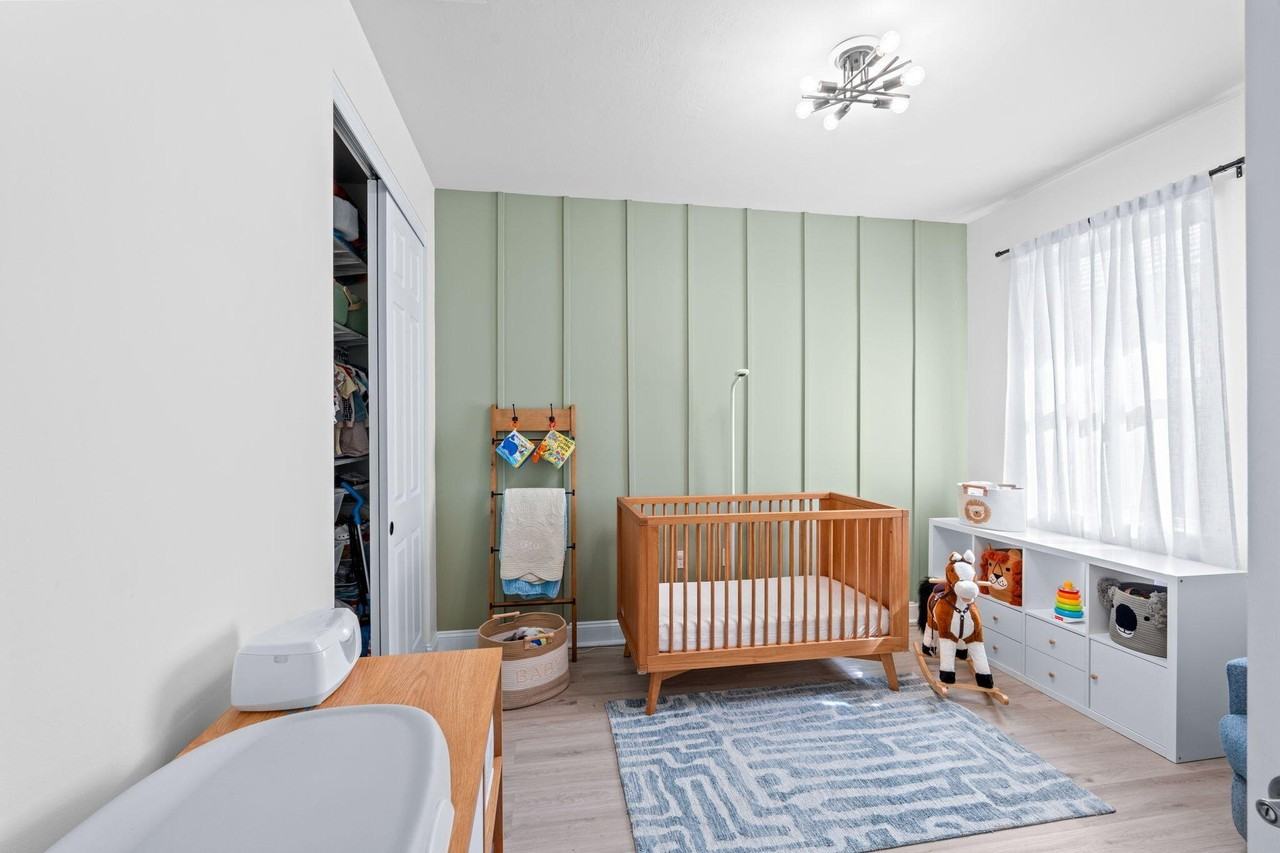 9160 Wrangler Dr - Photo 6 of 33