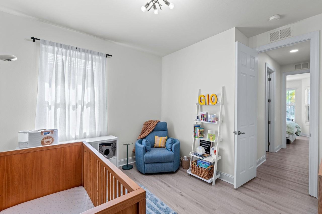 9160 Wrangler Dr - Photo 7 of 33