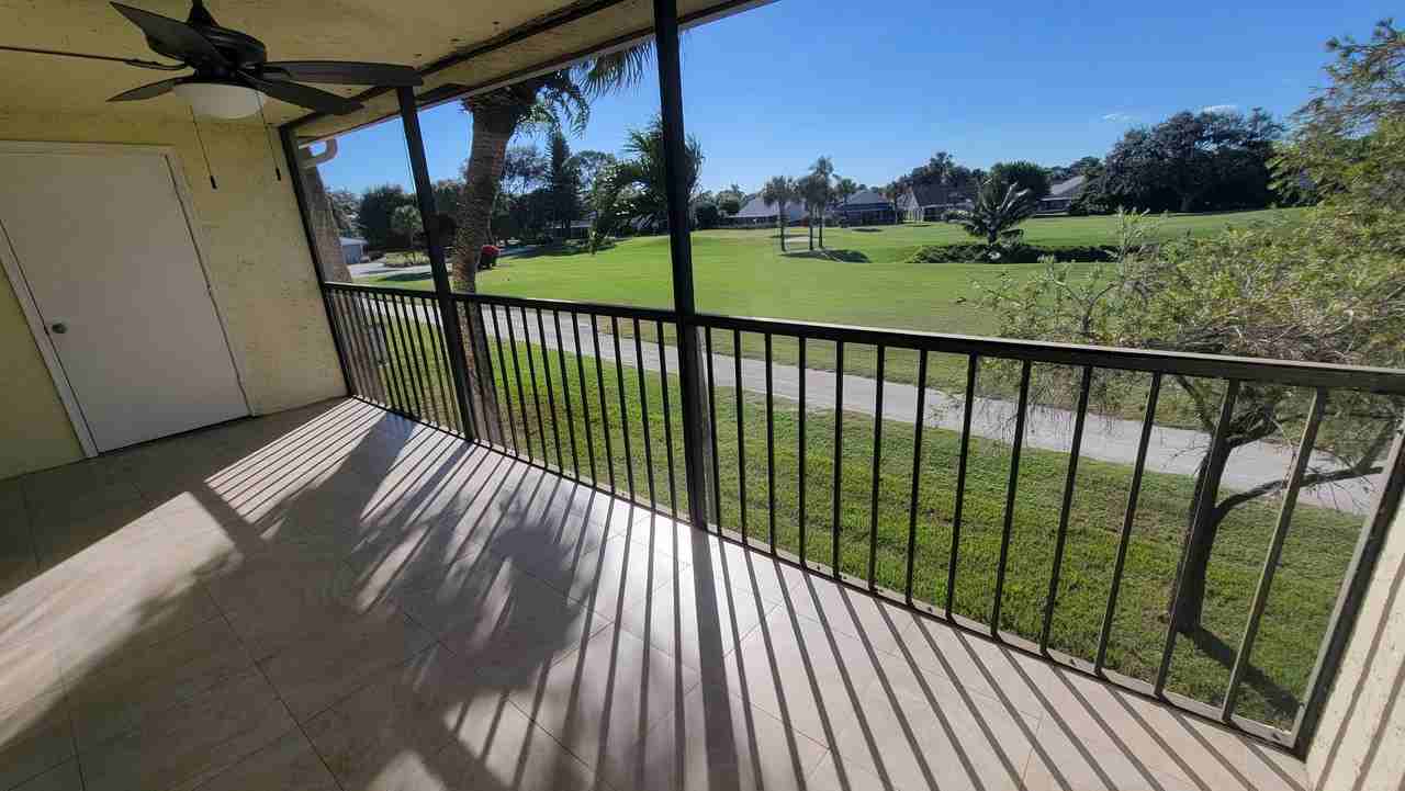 1072 Keystone Dr #A - Photo 2 of 29