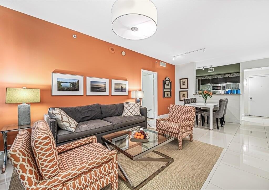 550 Okeechobee Blvd Apt 306 - Photo 4 of 36