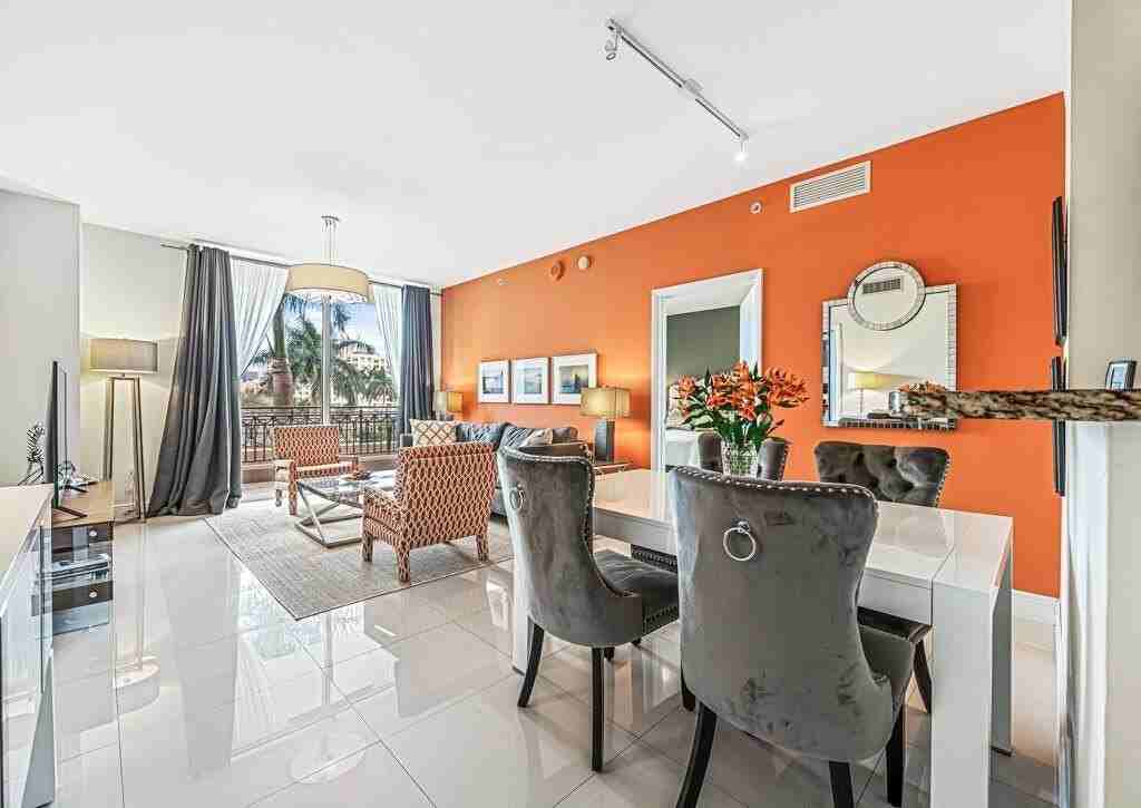 550 Okeechobee Blvd Apt 306 - Photo 5 of 36