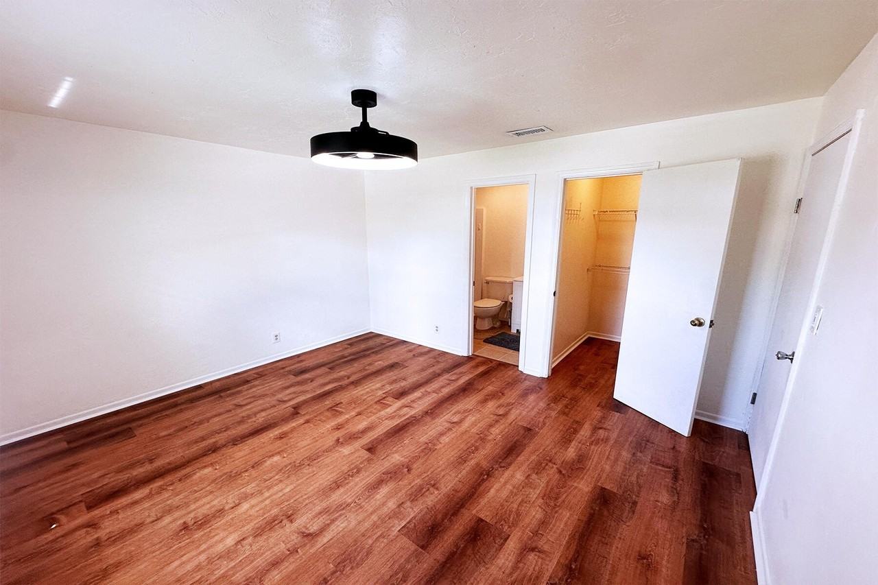 6171 Heather St - Photo 6 of 22