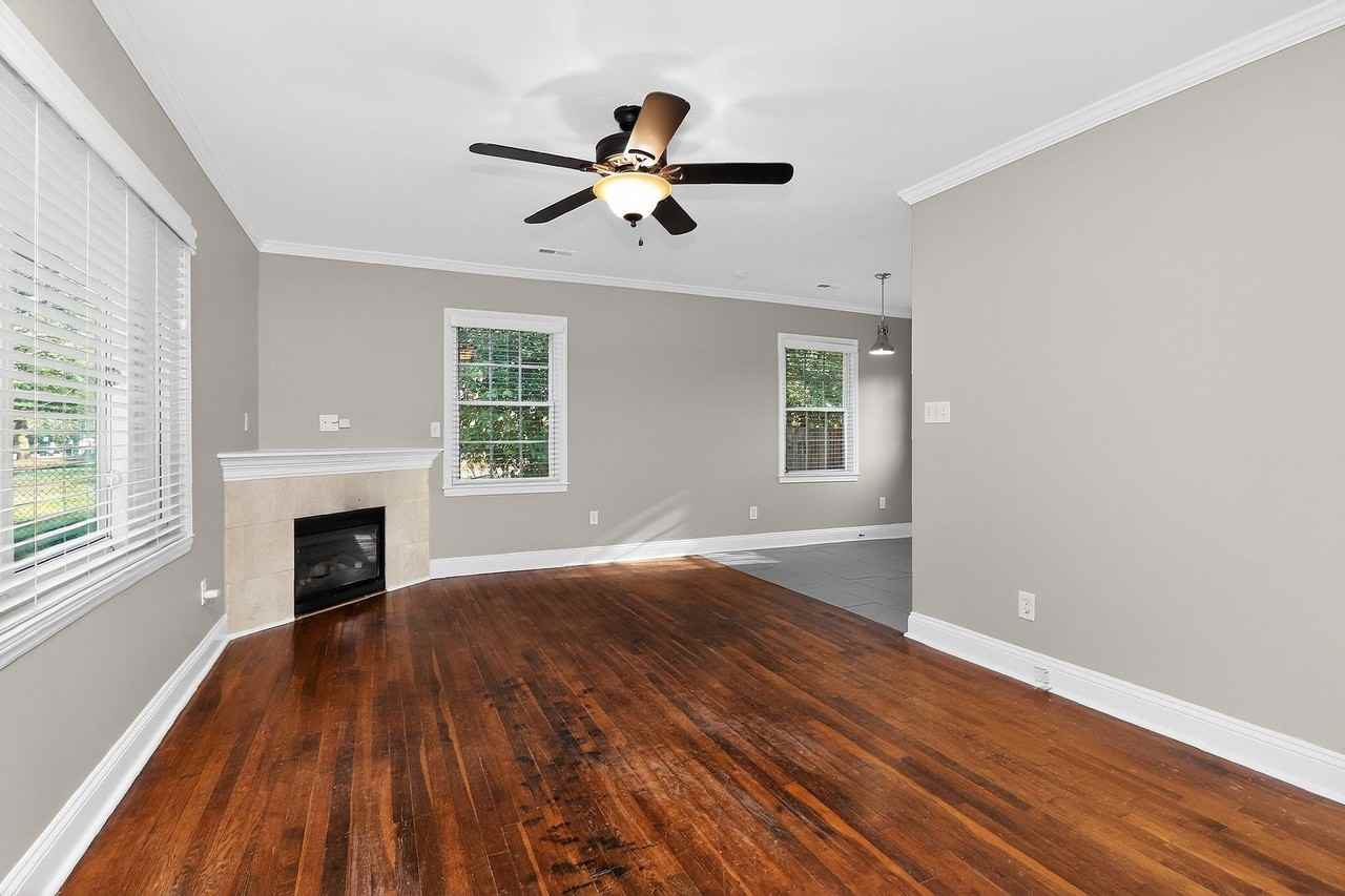 2612 Pinckney Ave - Photo 2 of 15