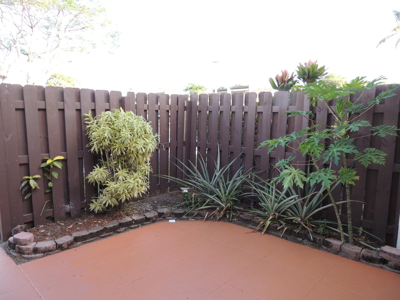 1829 Abbey Rd - Photo 2 of 15