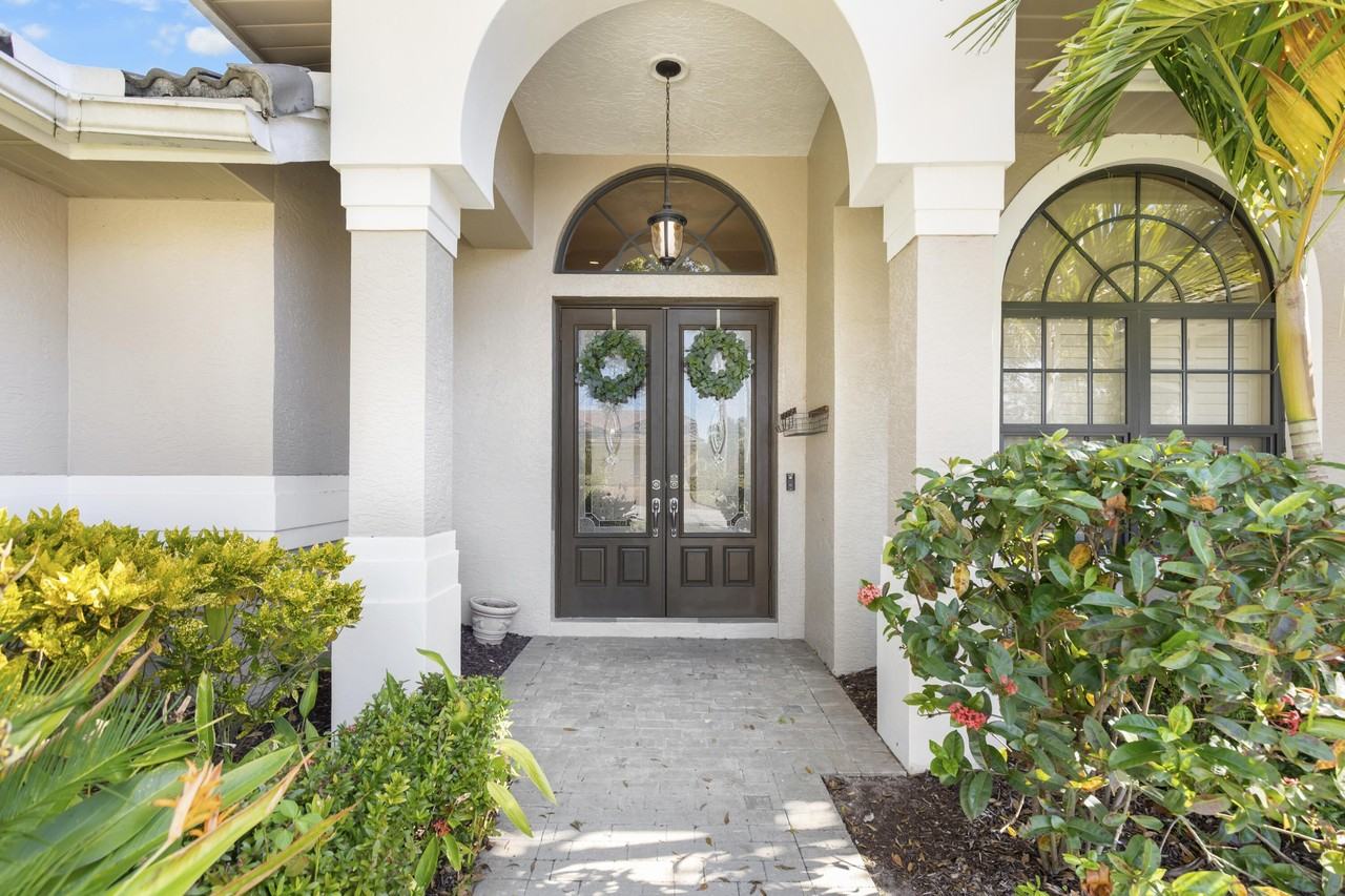 1509 Sw Mockingbird Cir - Photo 6 of 50