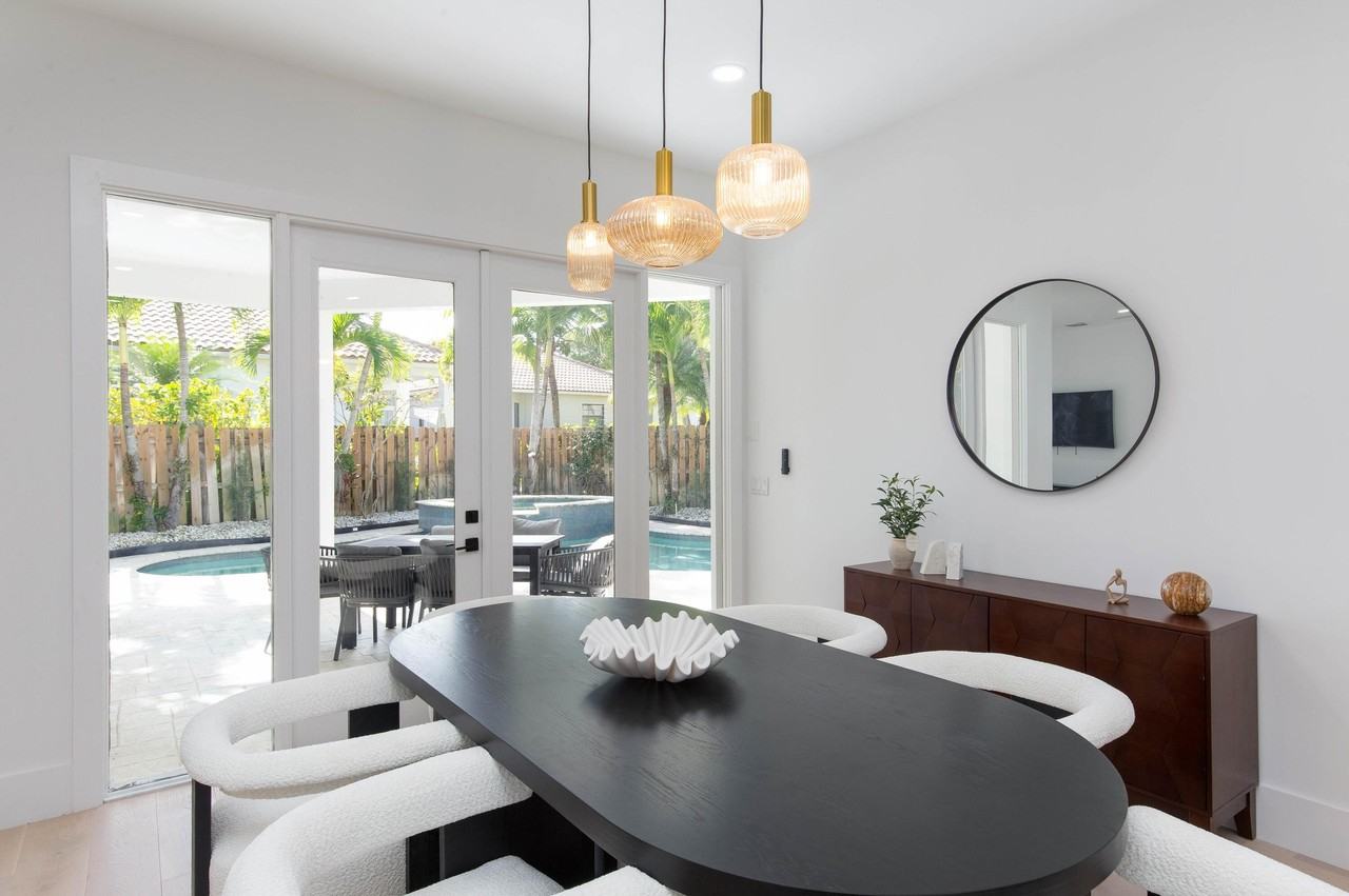 2443 Players Ct - Photo 5 of 36