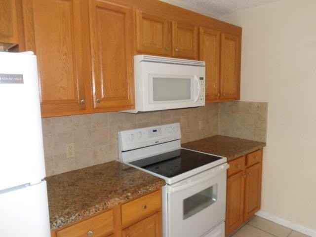 3510 35th Way #3510 - Photo 3 of 20
