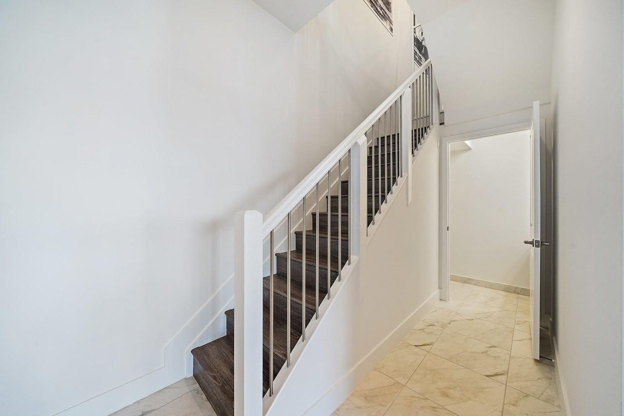 4925 Pointe Midtown Way - Photo 4 of 37