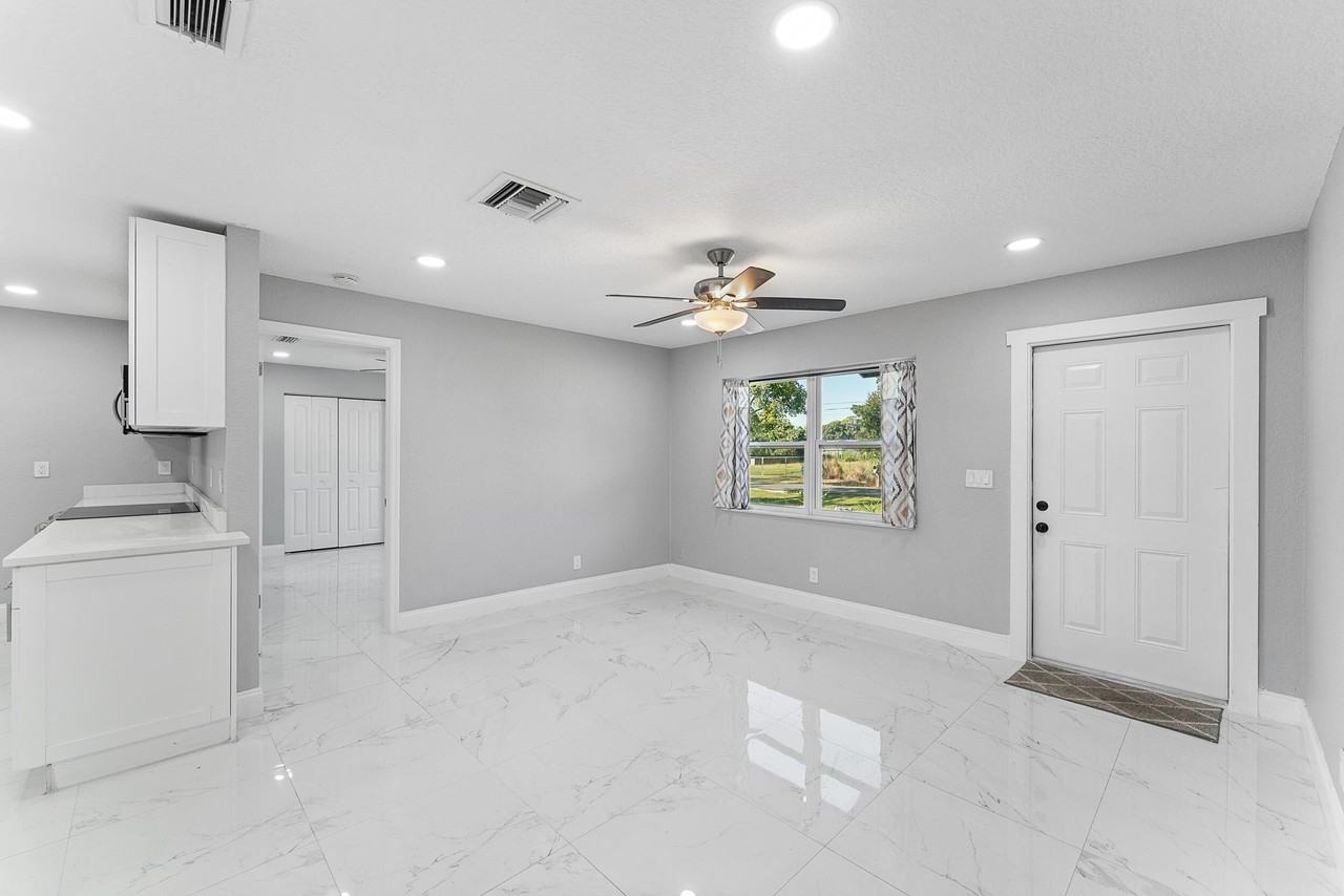 3910 147th Ave N - Photo 7 of 27