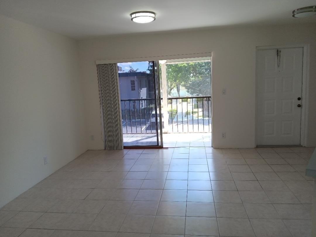 7531 S Oriole Blvd Apt 202 - Photo 4 of 14