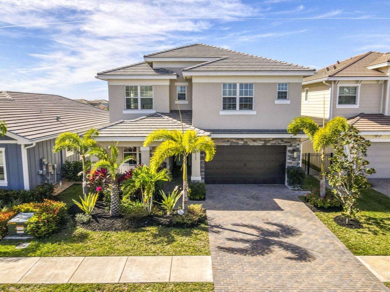 1345 Bushel Creek Xing - Photo 2 of 50