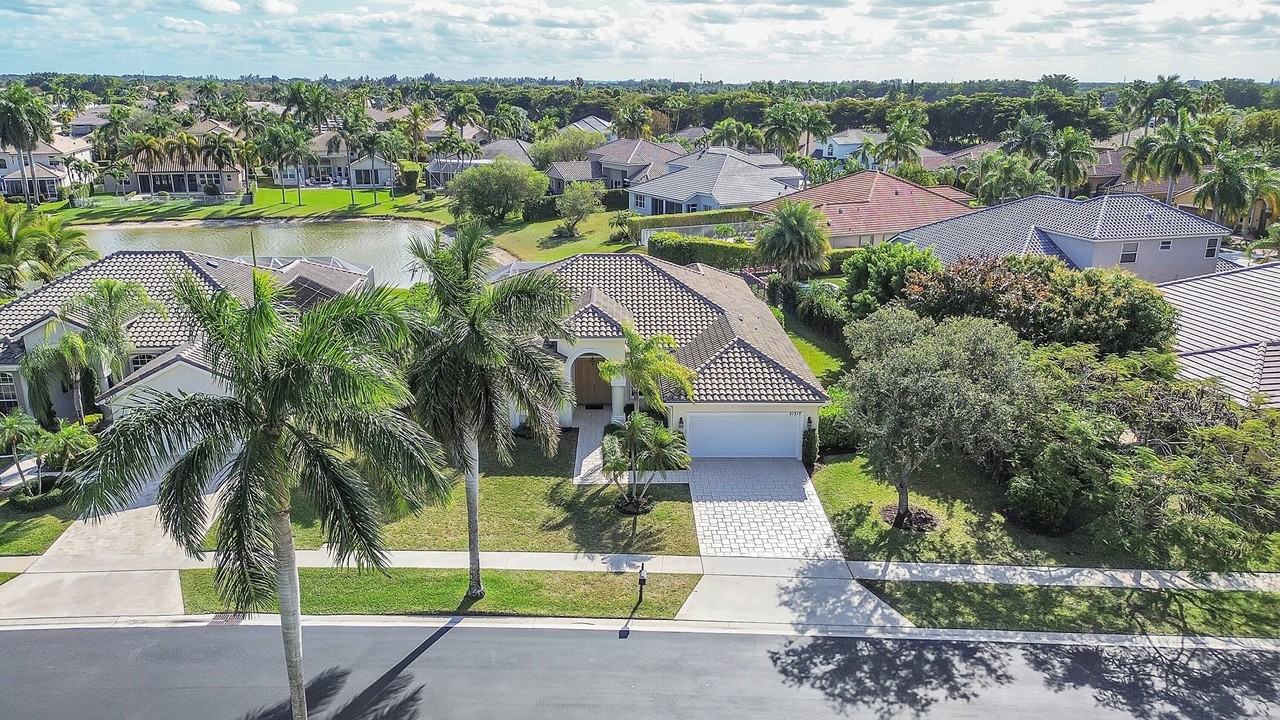 21317 Gosier Way - Photo 5 of 50