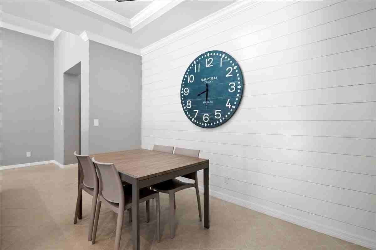 3356 Florence St - Photo 7 of 45