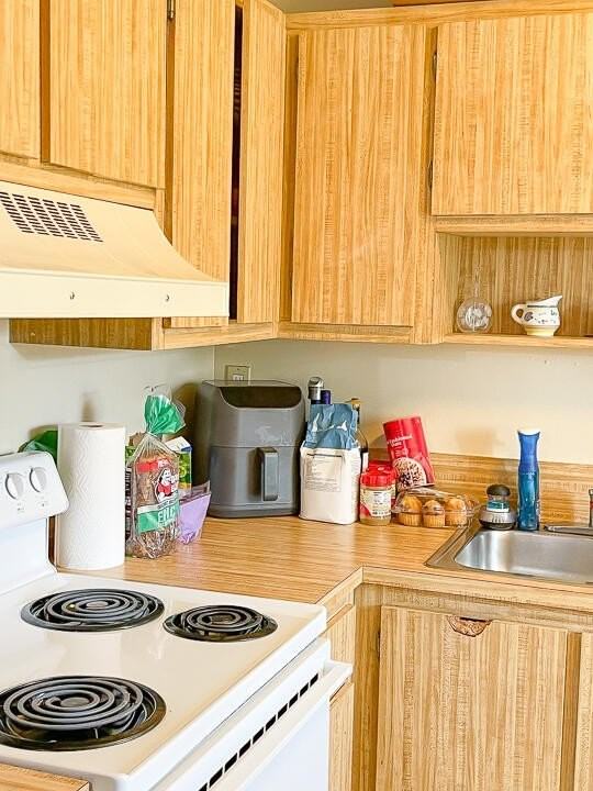 103 Gardens Dr Apt 204 - Photo 6 of 14