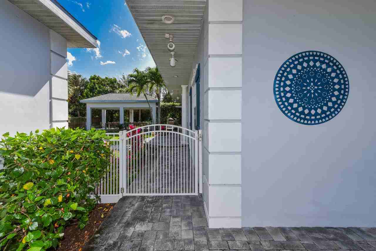 11900 Se Plutus Ave - Photo 5 of 46