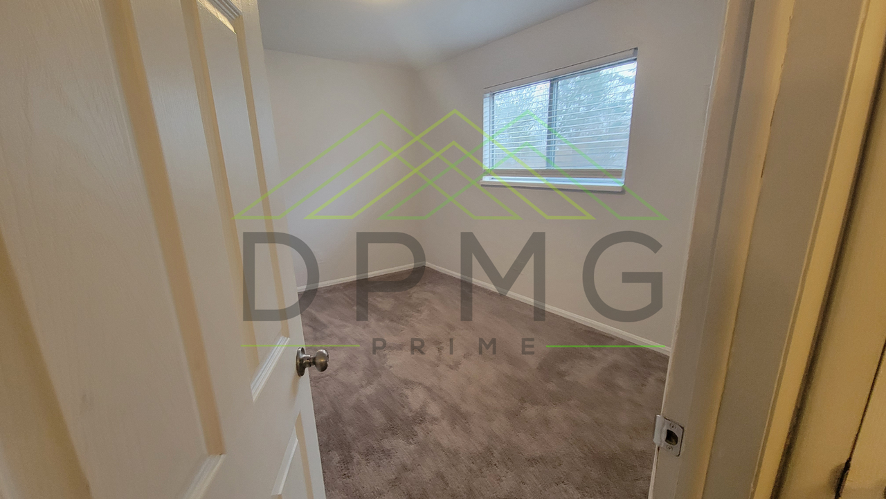 5710 Potter St #12 - Photo 6 of 10