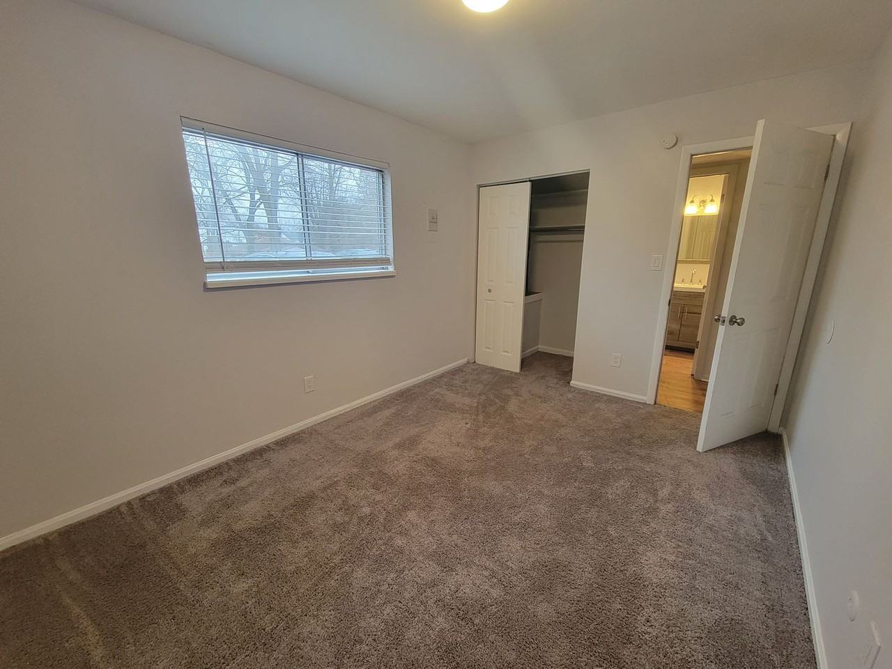 5710 Potter St #12 - Photo 7 of 10