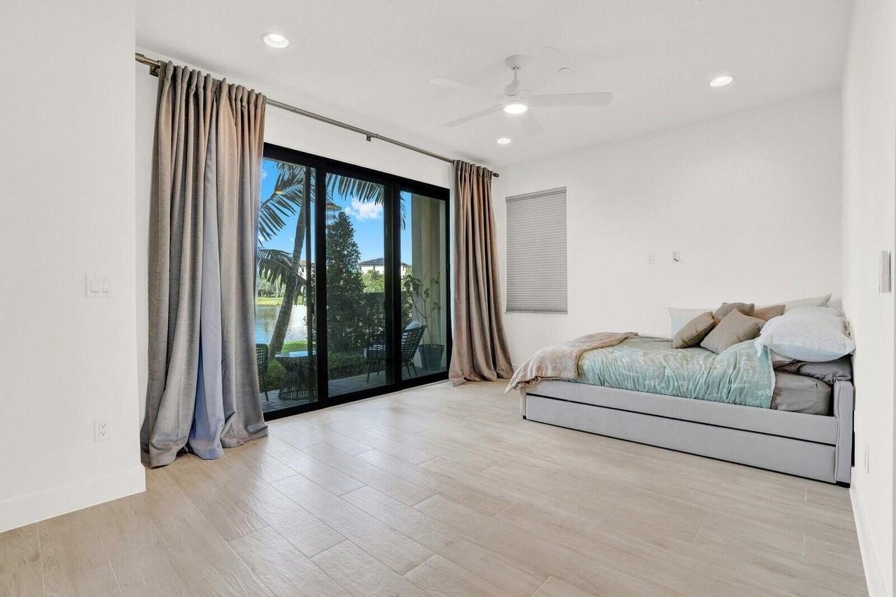 12711 Machiavelli Way - Photo 5 of 50