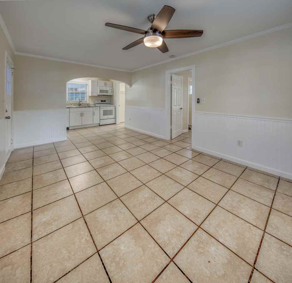 1315 2nd Ave S - Photo 5 of 17