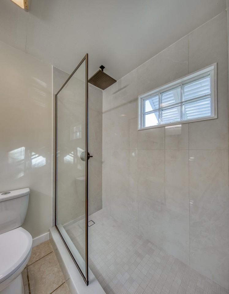 1315 2nd Ave S - Photo 6 of 17