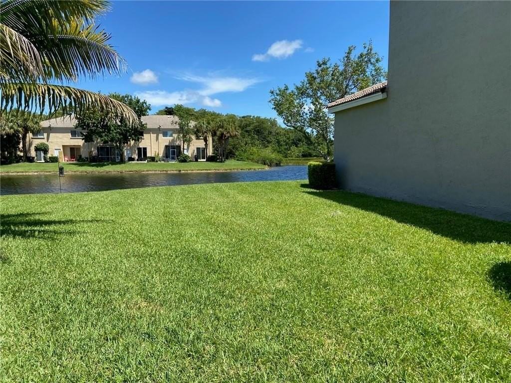 4838 Nw 58th Pl - Photo 2 of 20