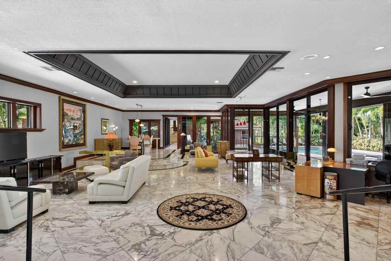 3170 Estates Dr - Photo 2 of 40