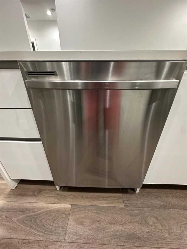 6524 Las Palmas Way - Photo 7 of 20