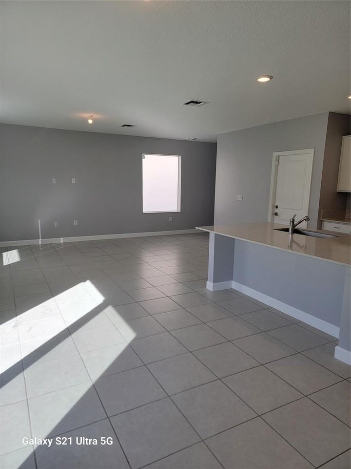 4518 Dow Ln - Photo 4 of 22