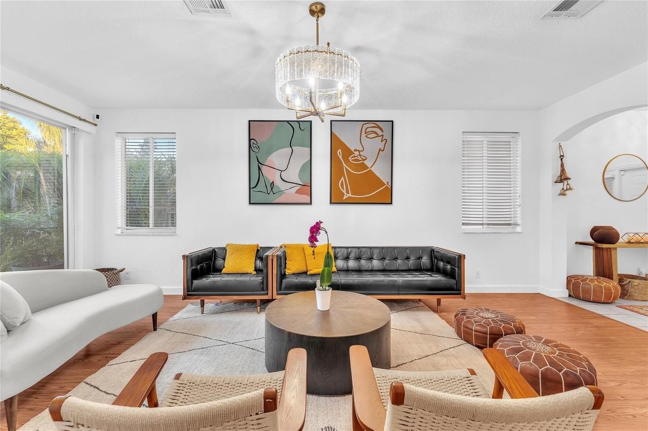 1059 Golden Cane Dr - Photo 2 of 12