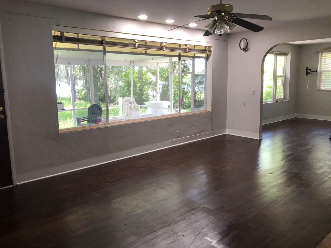 67 W North Shore Ave - Photo 3 of 34