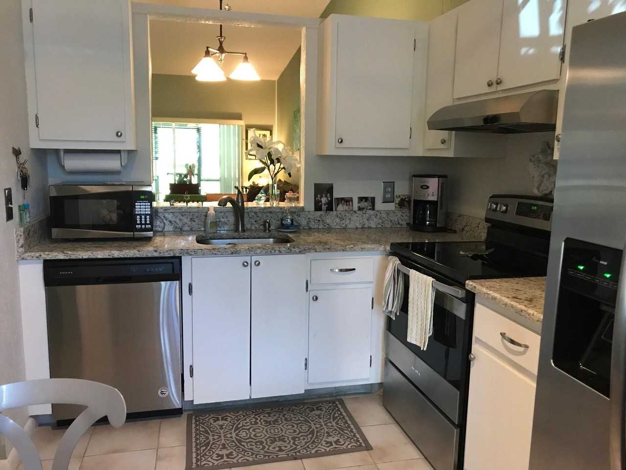 18859 Candlewick Dr - Photo 2 of 19