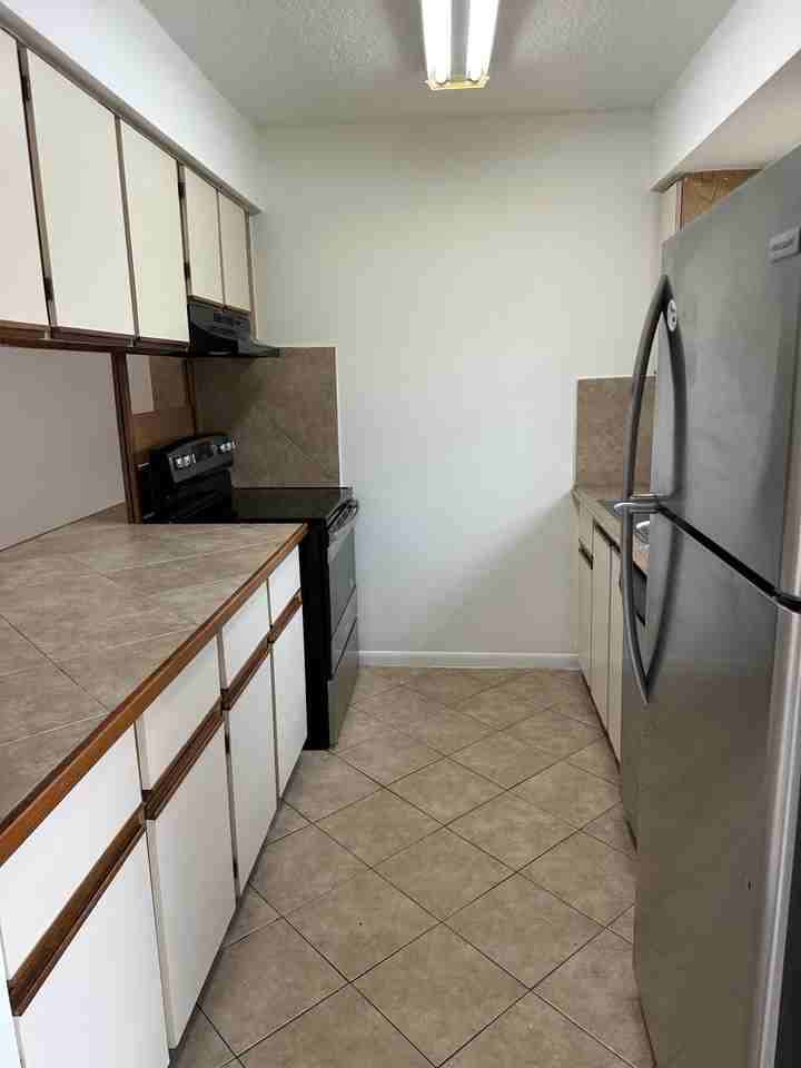 4703 Pier Dr Unit 4703 - Photo 4 of 21