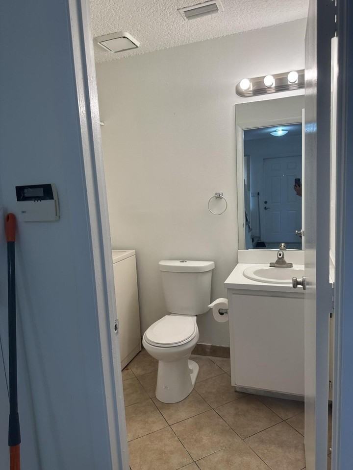 4703 Pier Dr Unit 4703 - Photo 6 of 21
