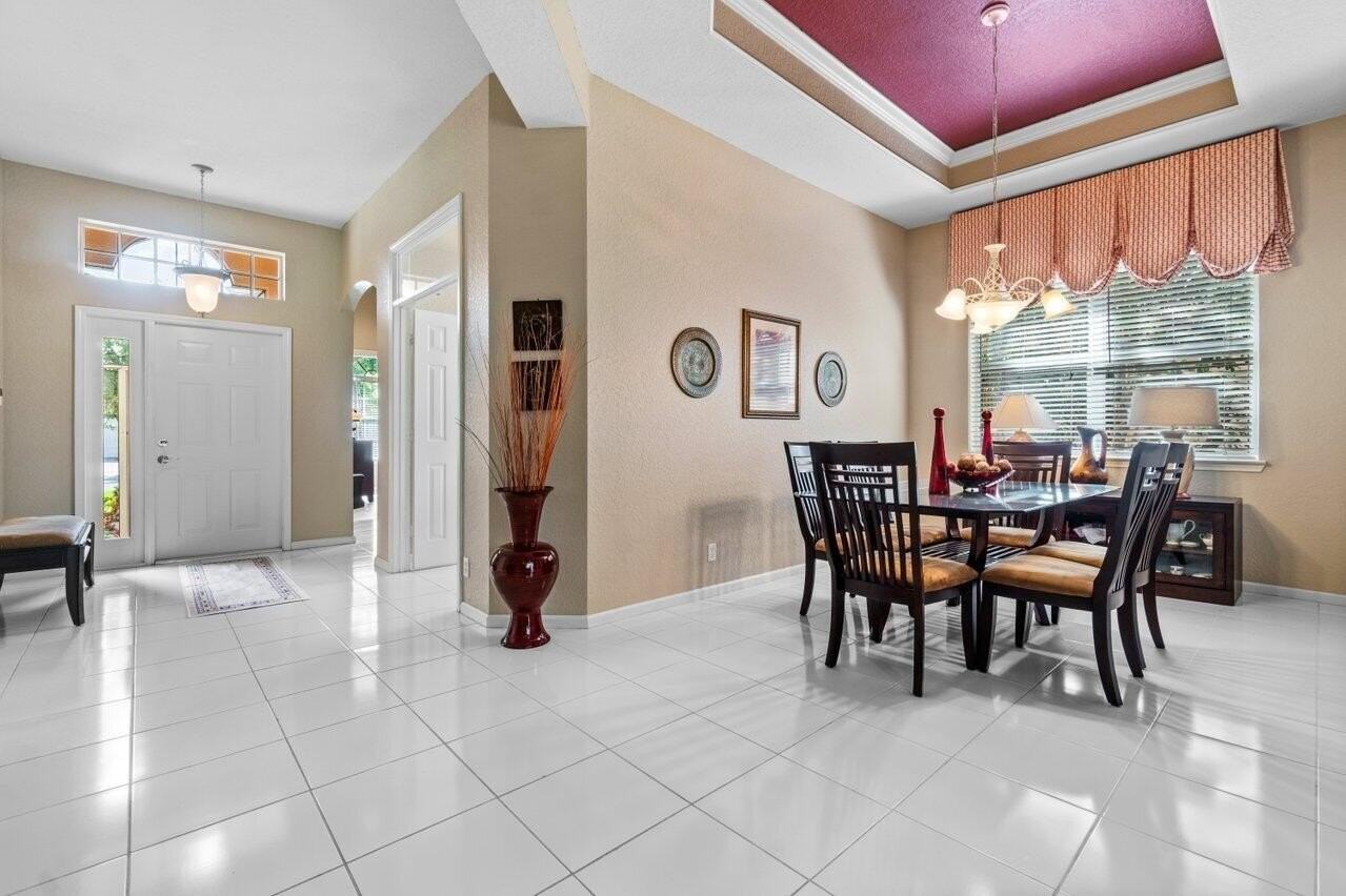 7940 Rockford Rd - Photo 5 of 29