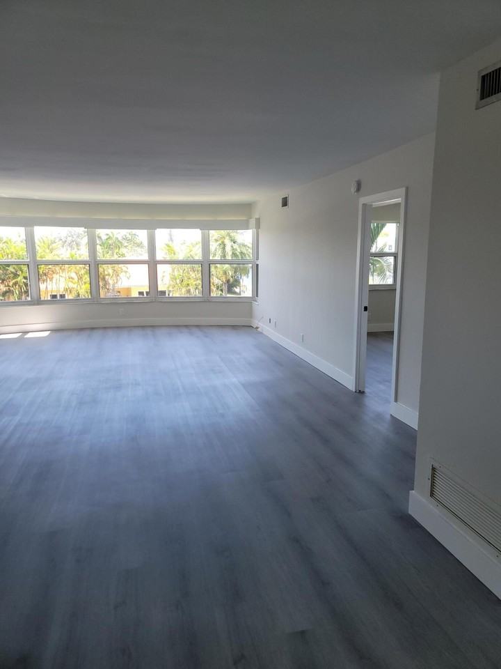 3031 Ne 51st St Apt 305w - Photo 7 of 30