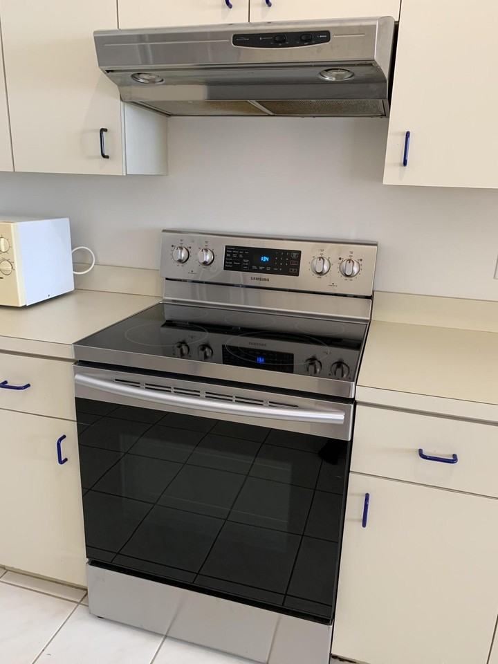 202 Wedgewood Cir - Photo 6 of 32