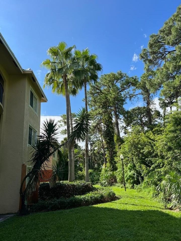 4171 N Haverhill Rd Apt 1011 - Photo 3 of 29