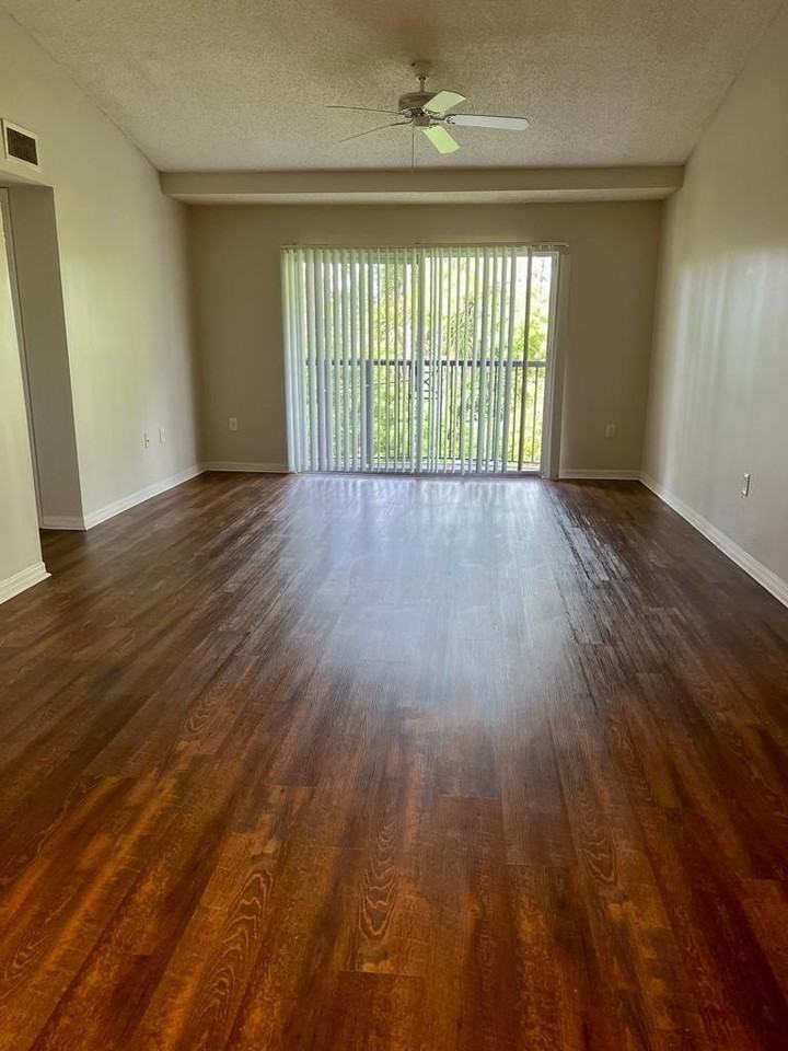 4171 N Haverhill Rd Apt 1011 - Photo 5 of 29