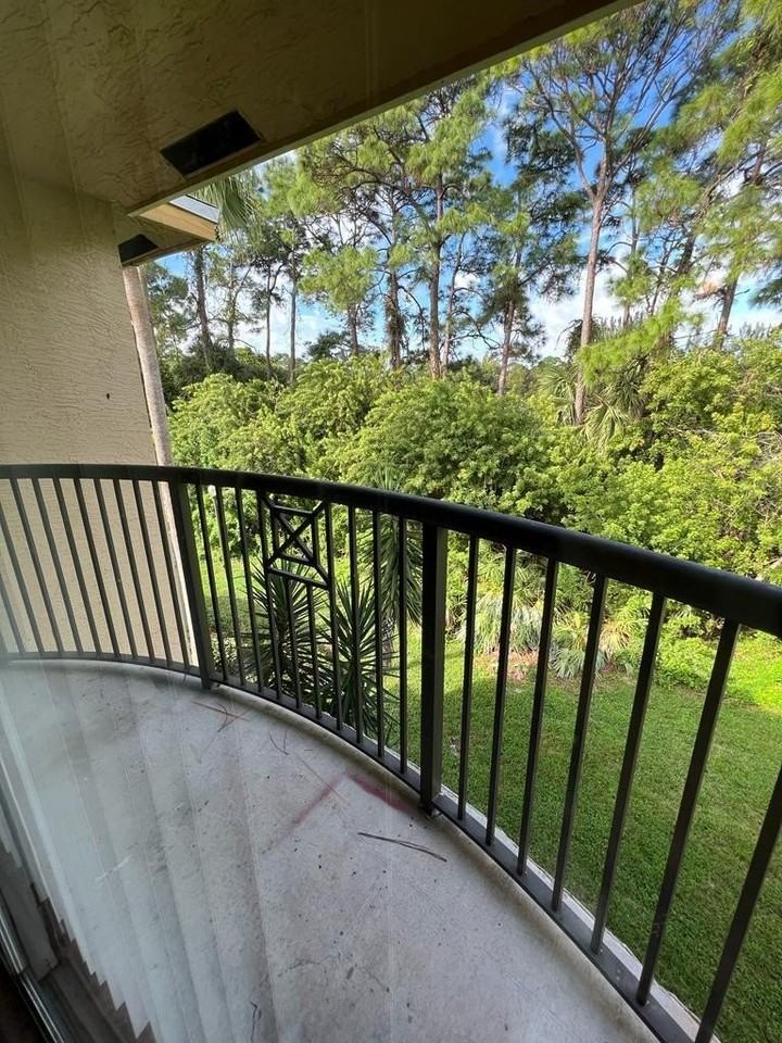 4171 N Haverhill Rd Apt 1011 - Photo 7 of 29