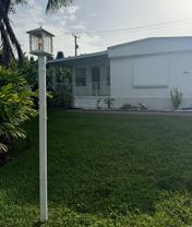 8051 Se Homestead Ave - Photo 1 of 1