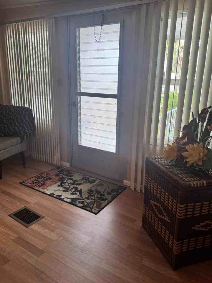 8051 Se Homestead Ave - Photo 7 of 26