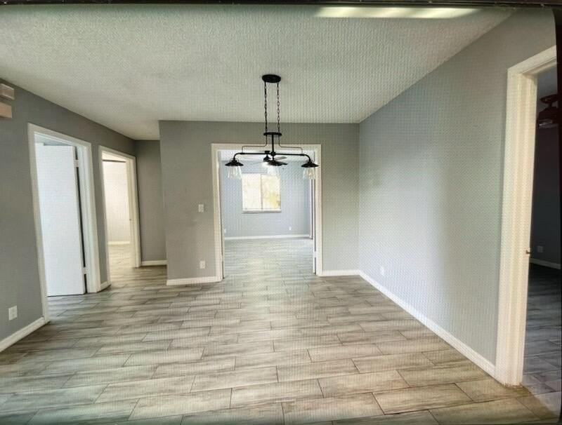 11881 Sturbridge Ln - Photo 7 of 20