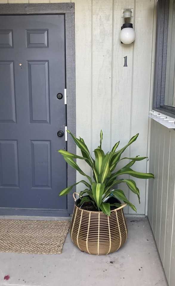 8132 Se Croft Cir Apt 1 - Photo 2 of 35