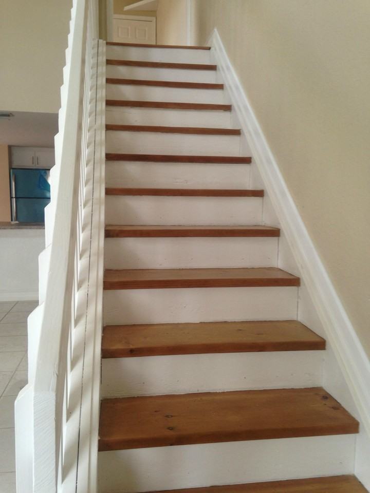 13940 Folkestone Cir Apt C - Photo 3 of 17